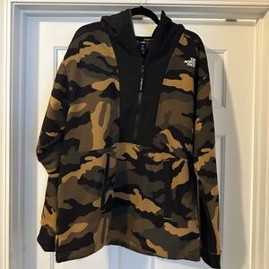North Face Camo Men's 1/2 Zip Hoodie Jacket